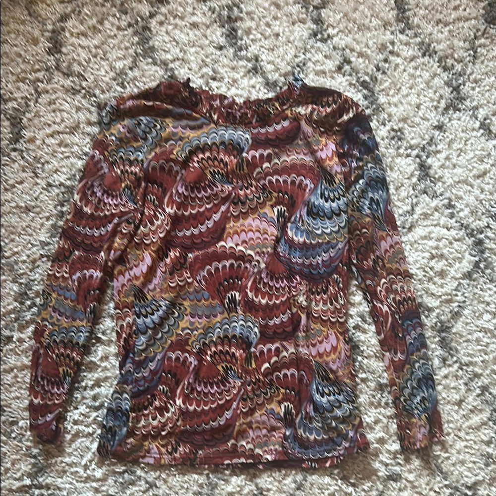 Red and Blue Graphic Fitted Blouse